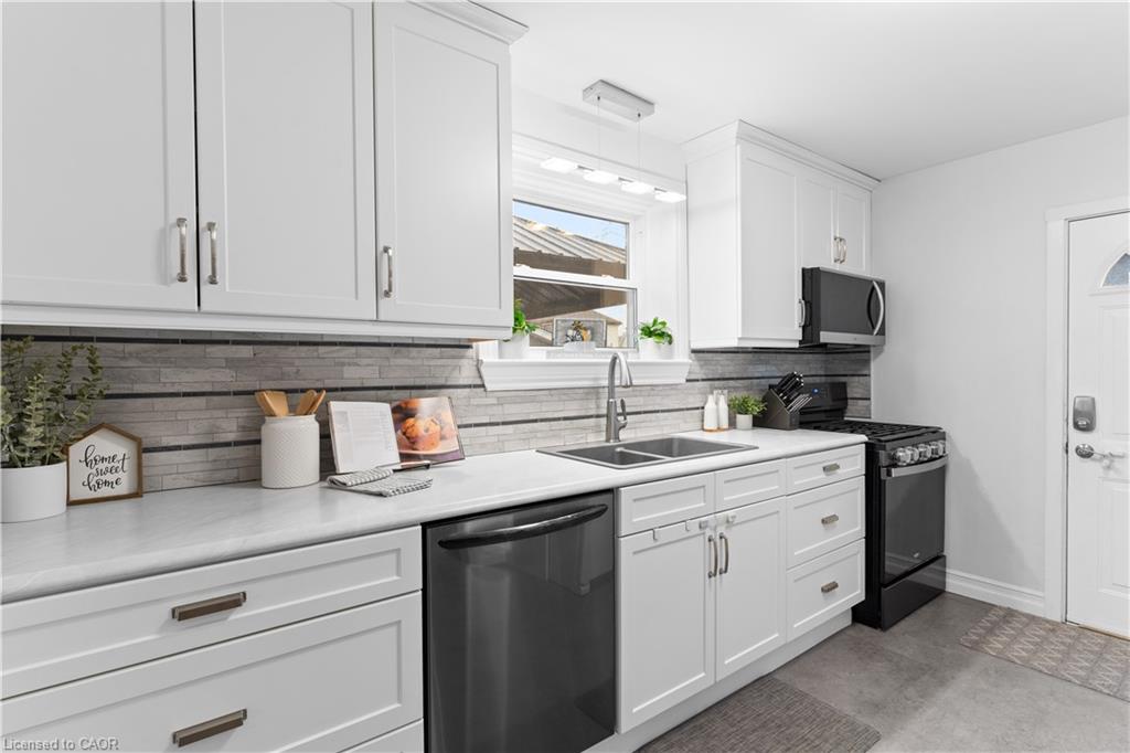 109 Wilton Avenue Property Photo 3