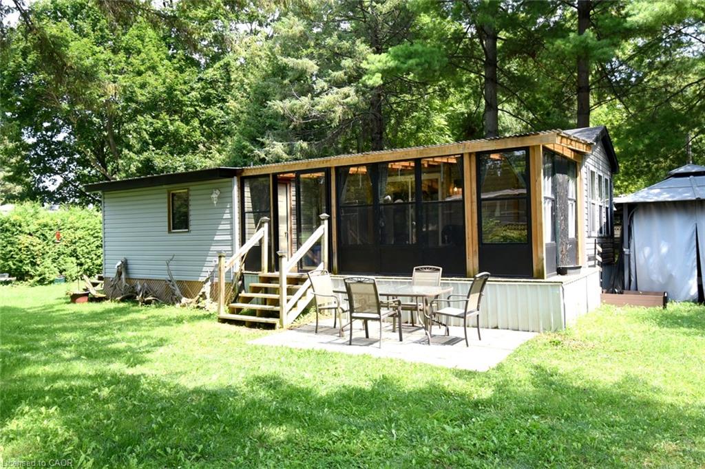 1218 8th Concession Road W Property Photo 2