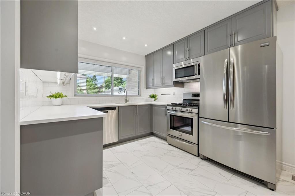 49 East Street Property Photo 14