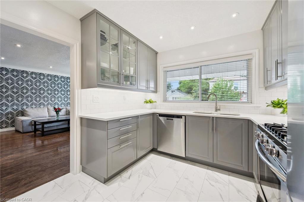 49 East Street Property Photo 16