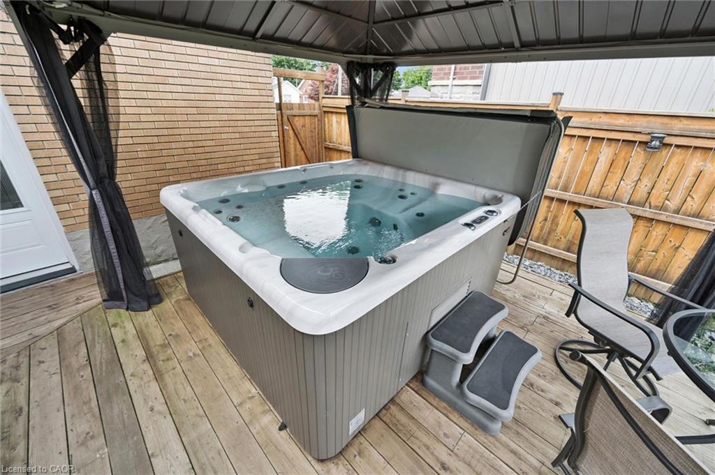 49 East Street Property Photo 34
