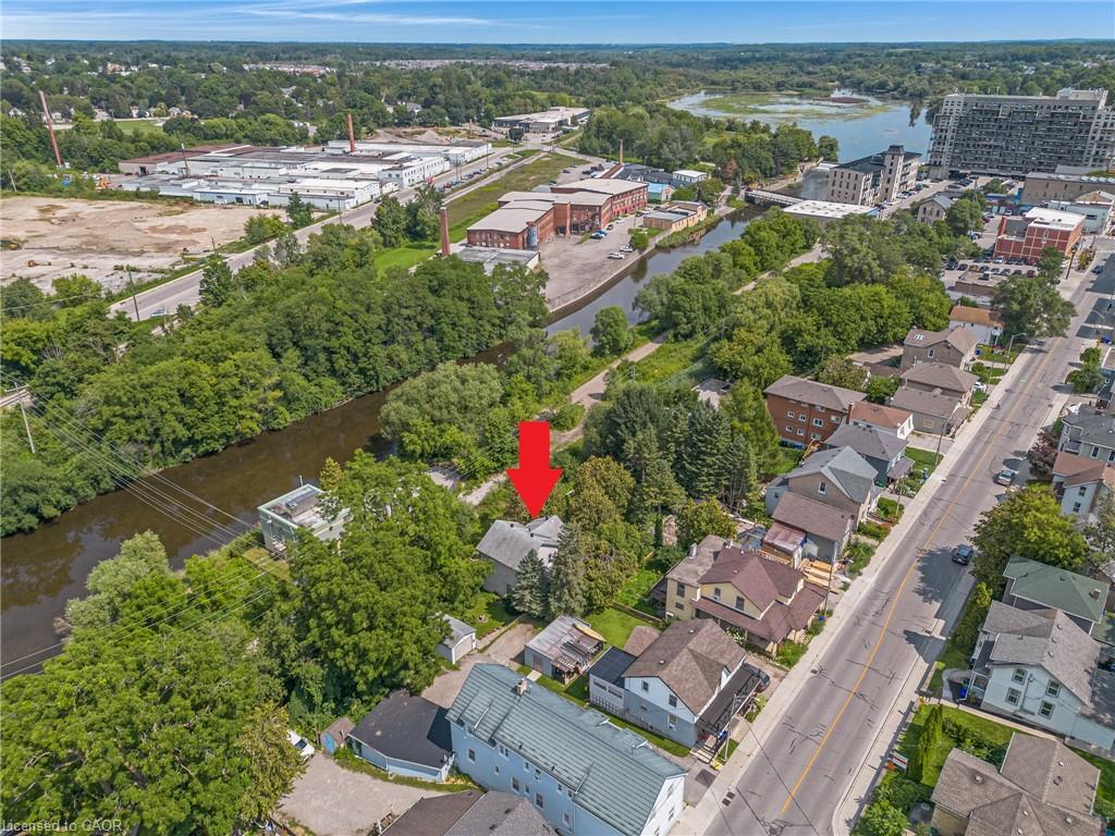 67 Queen Street W Property Photo 2