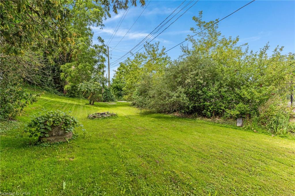 67 Queen Street W Property Photo 10
