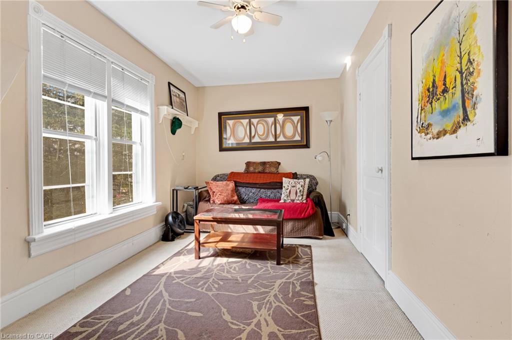 67 Queen Street W Property Photo 39