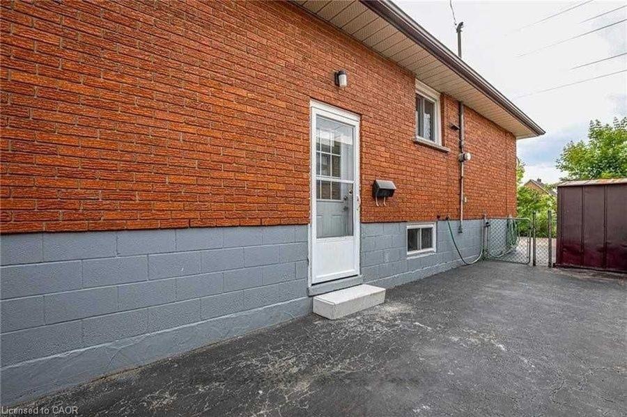 49 Selkirk Avenue Property Photo 1