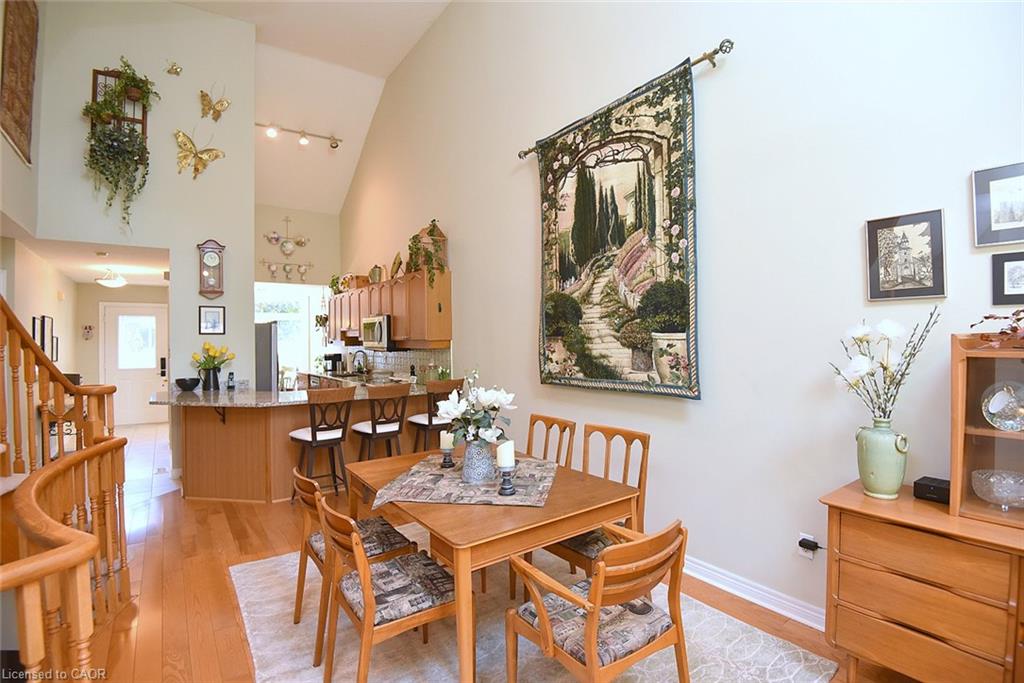 13-476 Walkers Line Property Photo 17