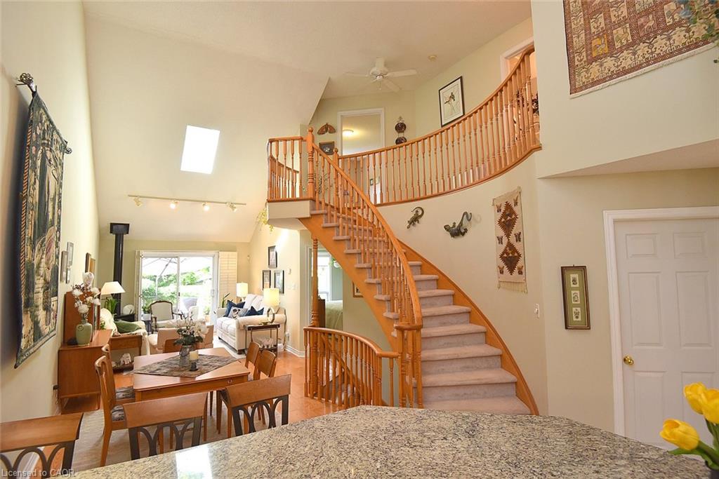 13-476 Walkers Line Property Photo 25