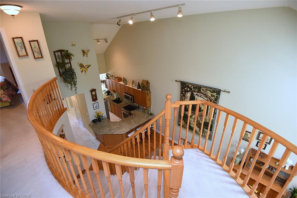 13-476 Walkers Line Property Photo 27