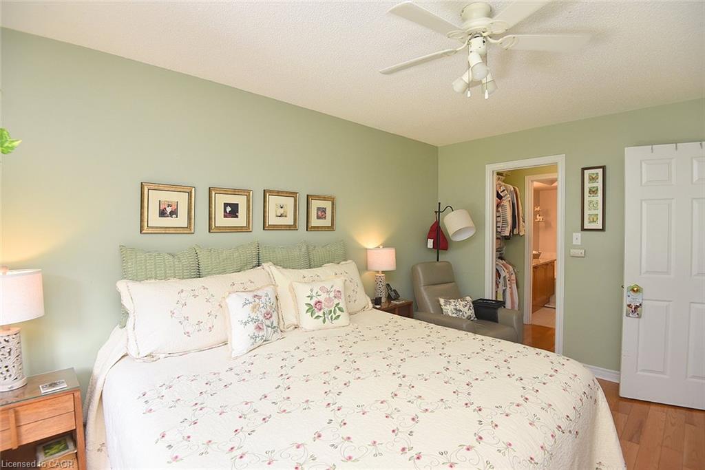 13-476 Walkers Line Property Photo 28