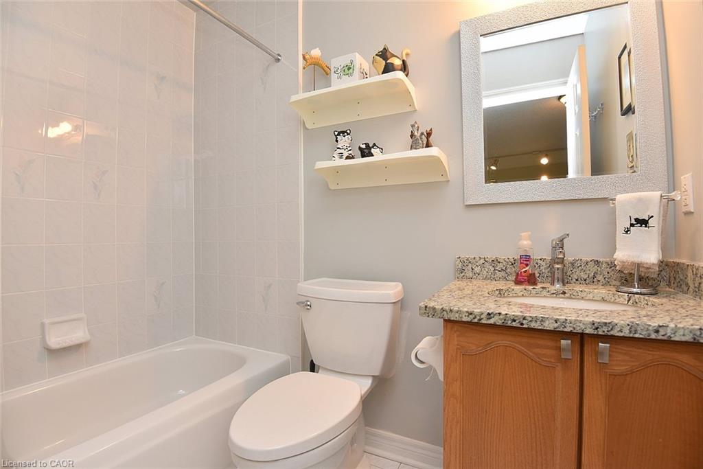 13-476 Walkers Line Property Photo 36