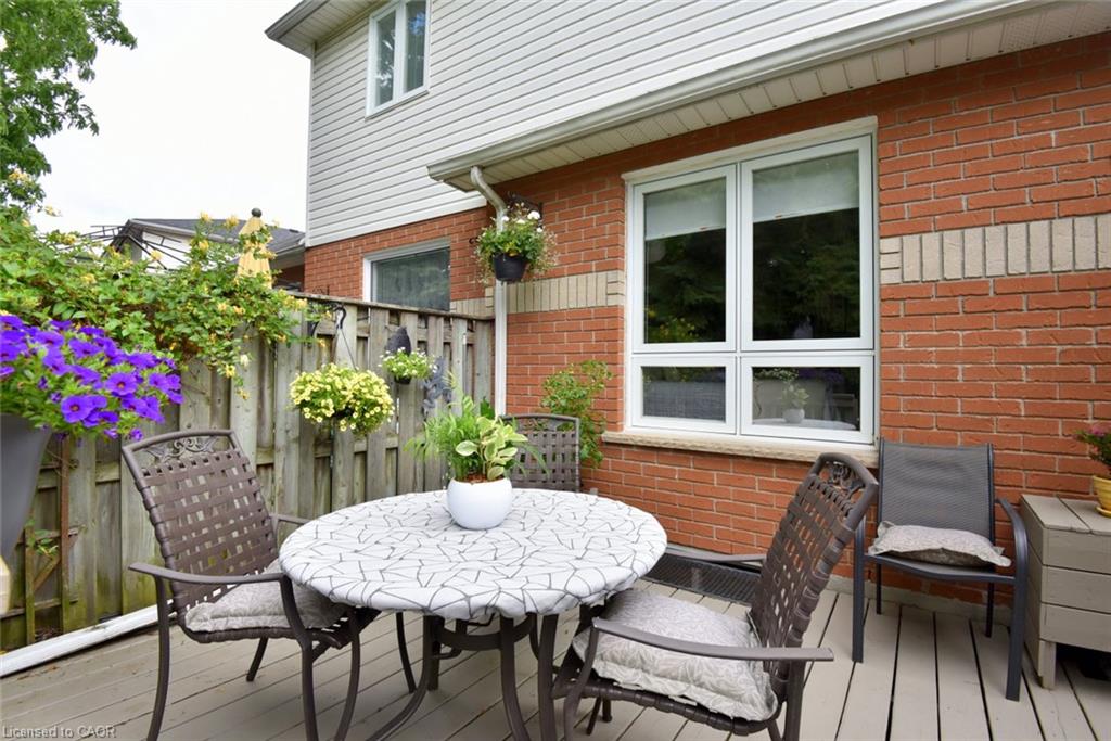 13-476 Walkers Line Property Photo 47