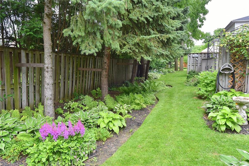 13-476 Walkers Line Property Photo 48