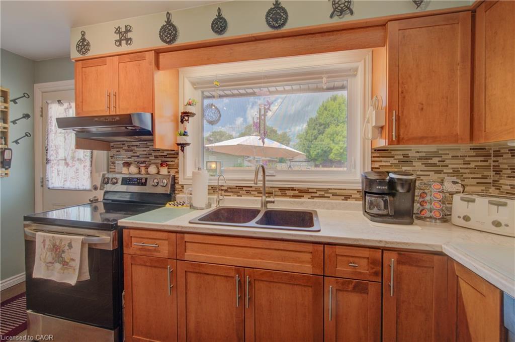 99 Highman Avenue Property Photo 16