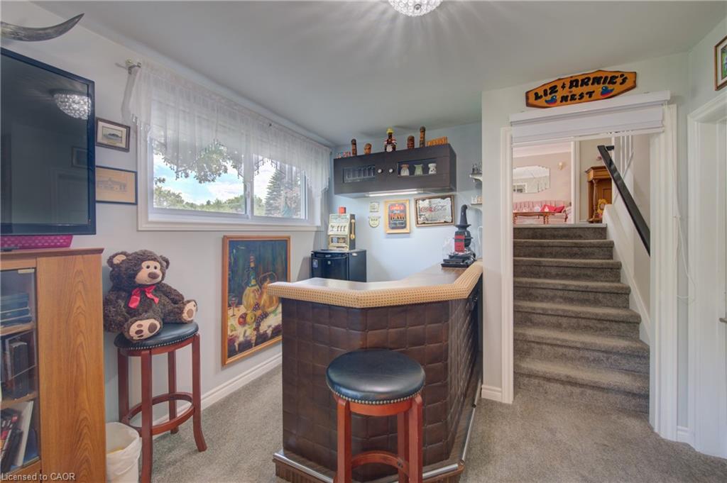 99 Highman Avenue Property Photo 25