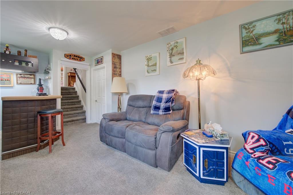 99 Highman Avenue Property Photo 28