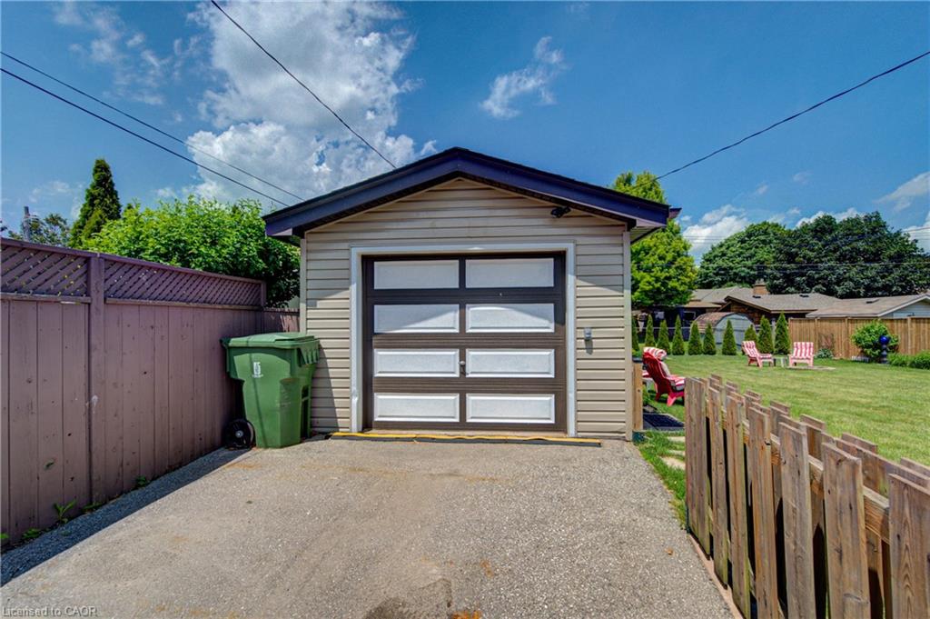 99 Highman Avenue Property Photo 38