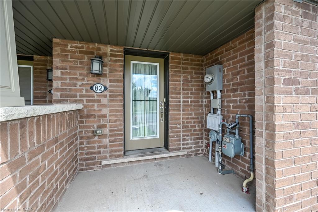 82 Scarletwood Street Property Photo 6