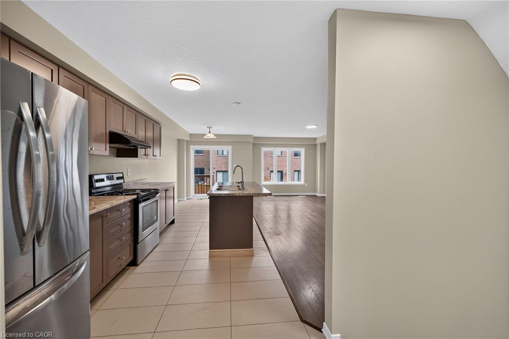 82 Scarletwood Street Property Photo 10
