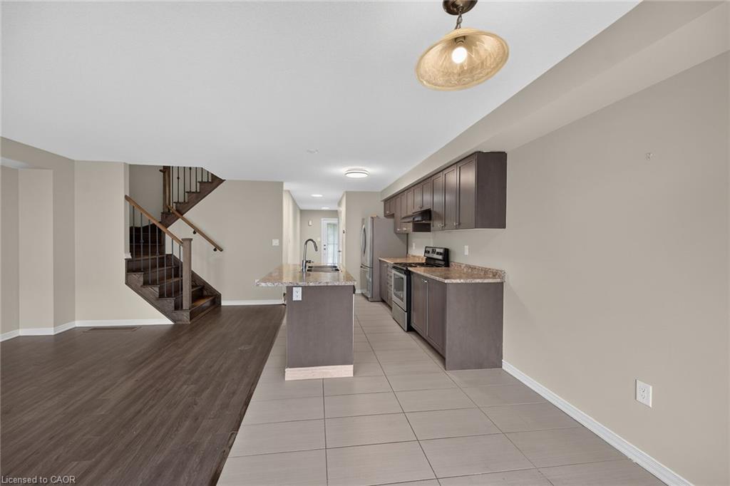 82 Scarletwood Street Property Photo 15