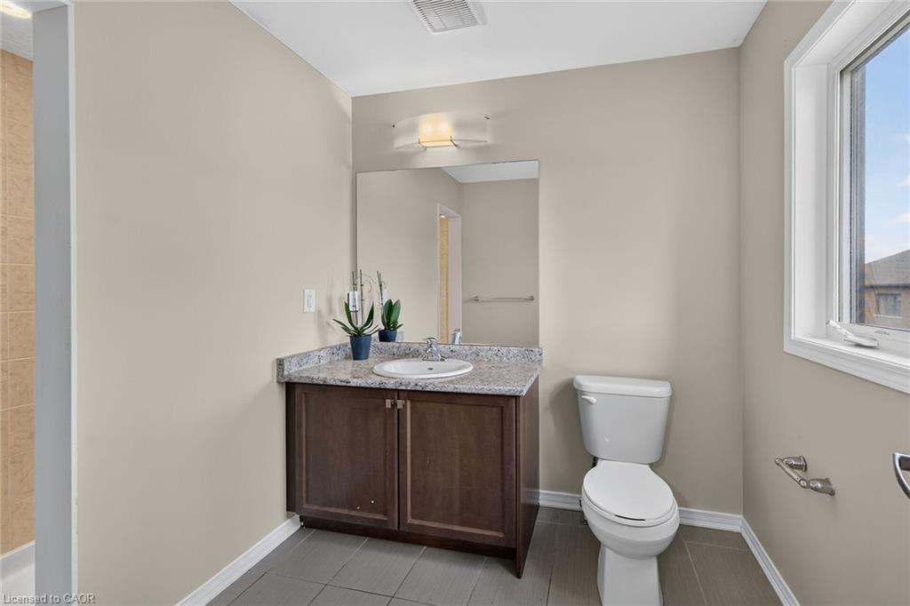 82 Scarletwood Street Property Photo 29
