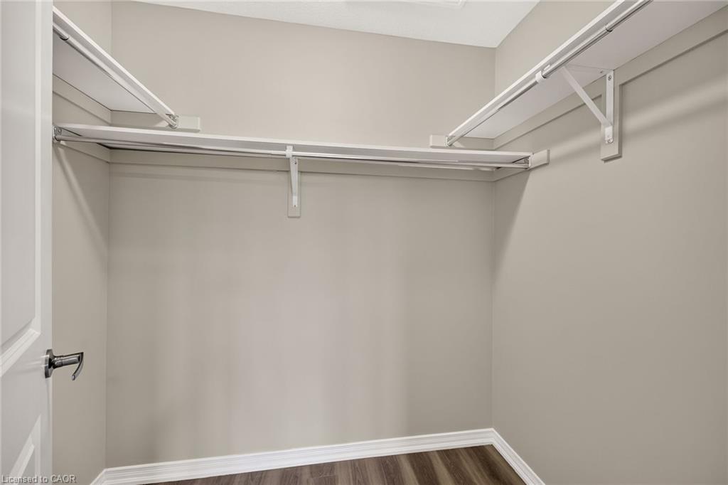 82 Scarletwood Street Property Photo 31