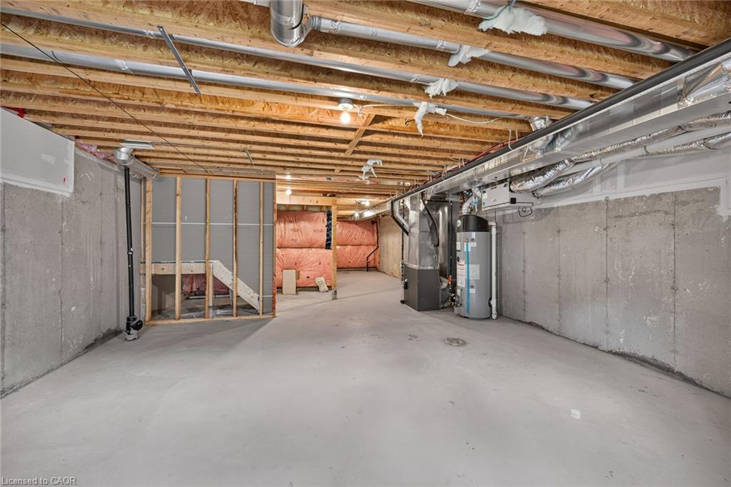 82 Scarletwood Street Property Photo 41