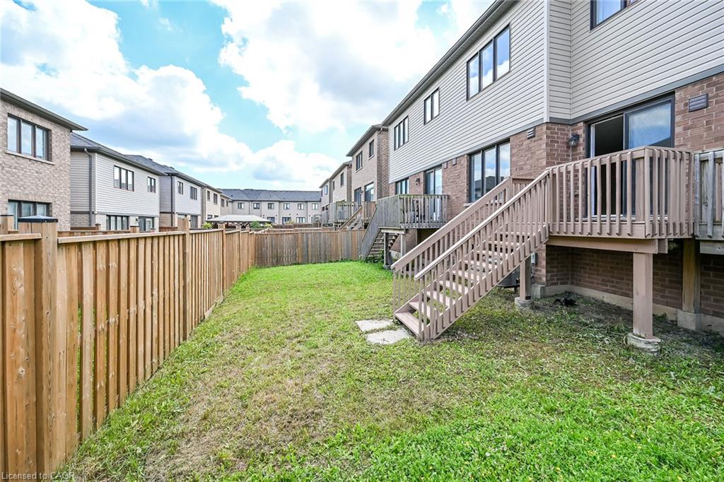 82 Scarletwood Street Property Photo 46