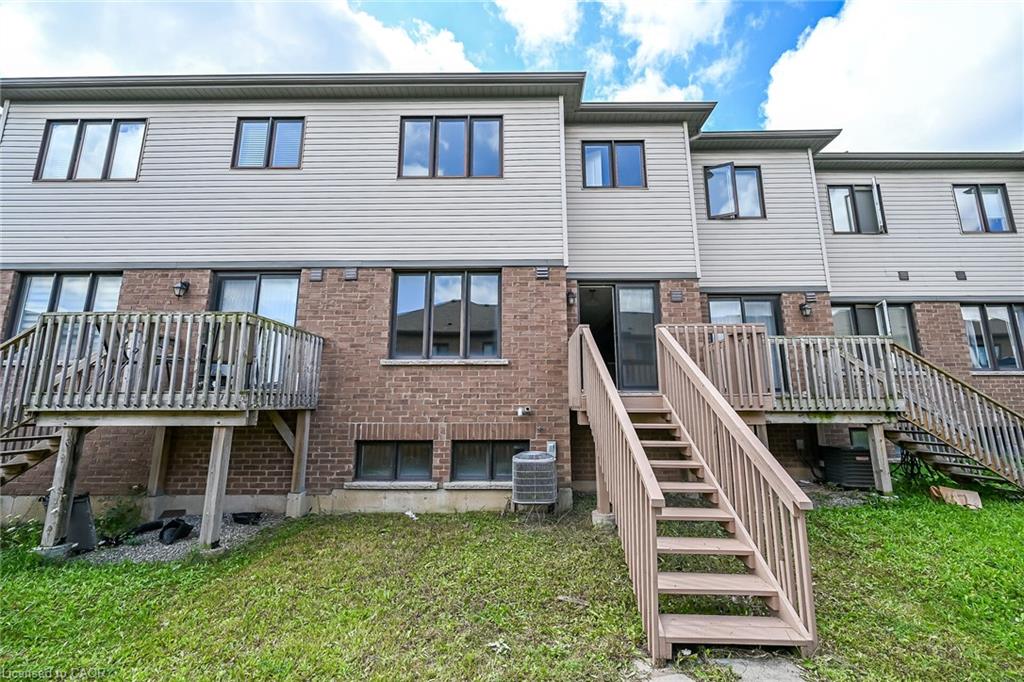 82 Scarletwood Street Property Photo 47