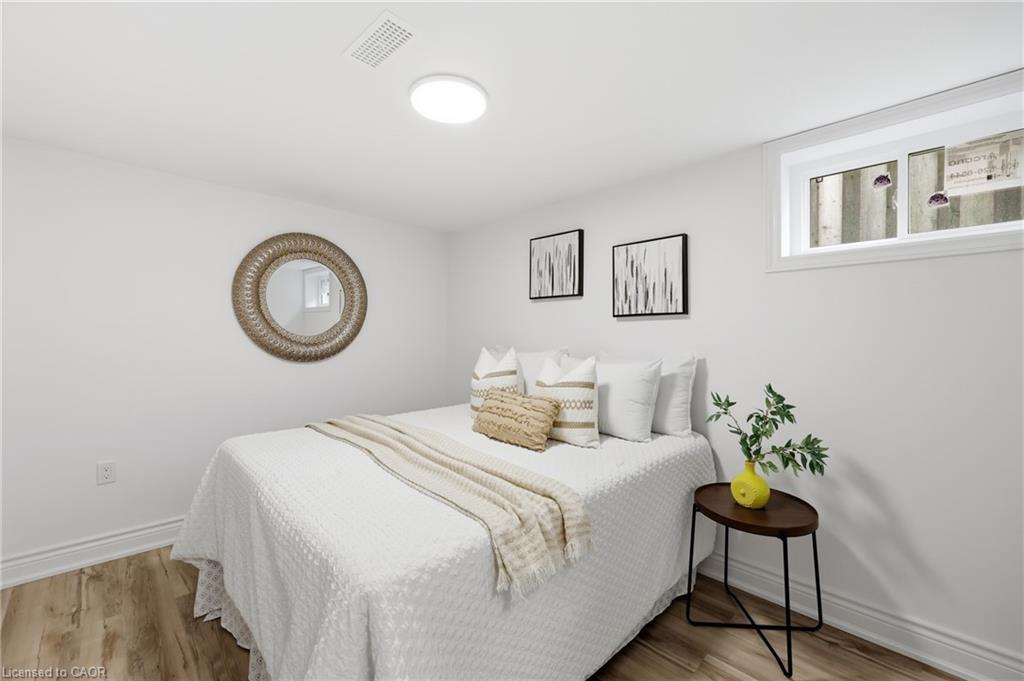 156 East 36th Street Property Photo 30