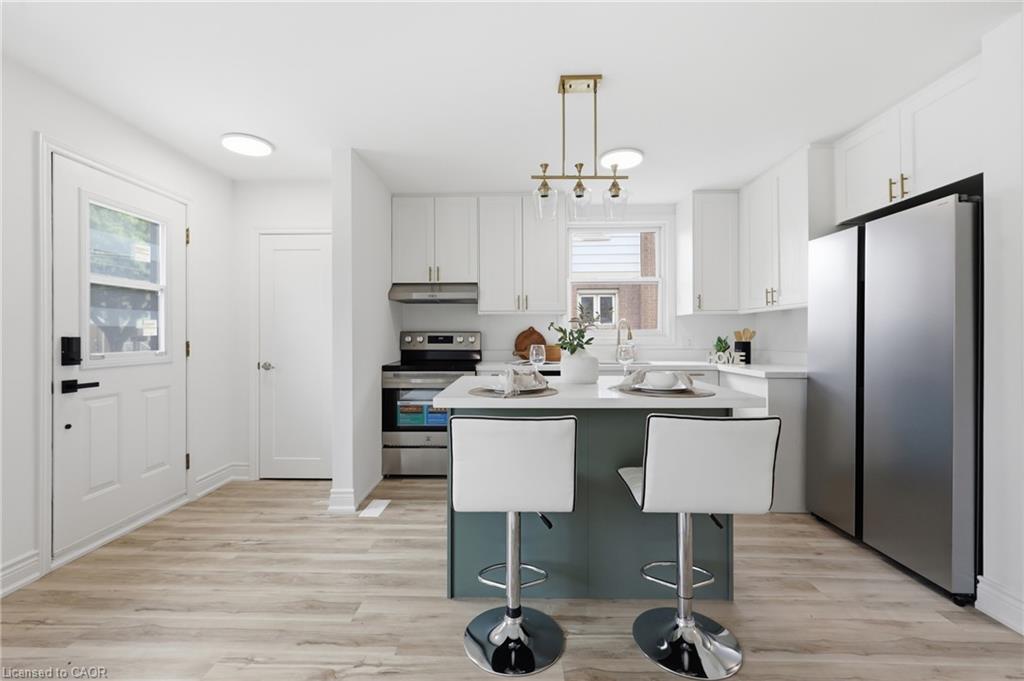 156 East 36th Street Property Photo 8