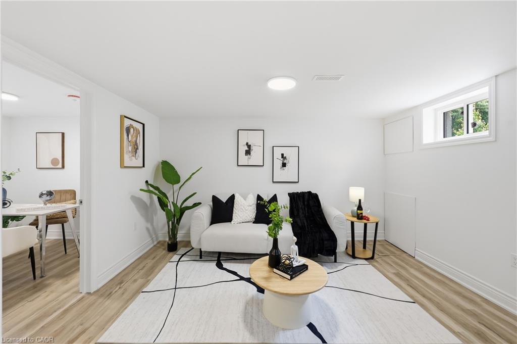 156 East 36th Street Property Photo 28