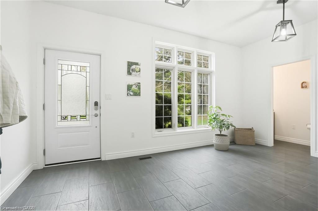 2000 15 Side Road Property Photo 36