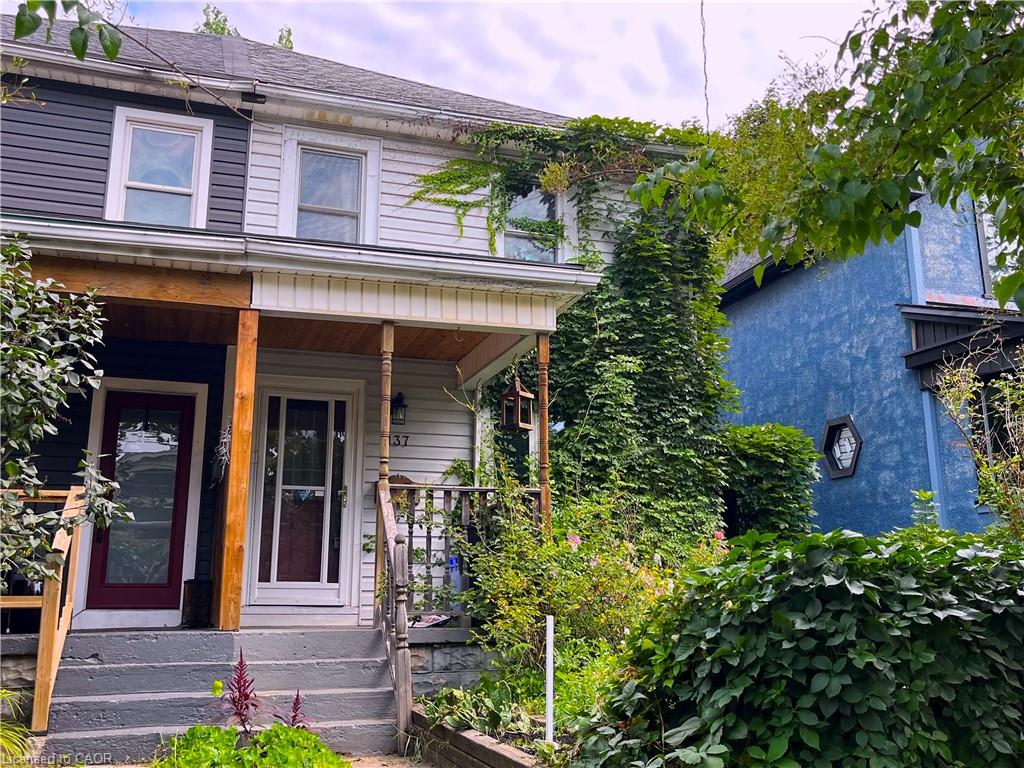 137 Maplewood Avenue Property Photo 1