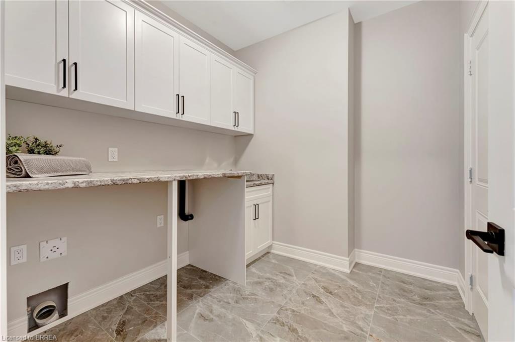 93 Craddock Boulevard Property Photo 15