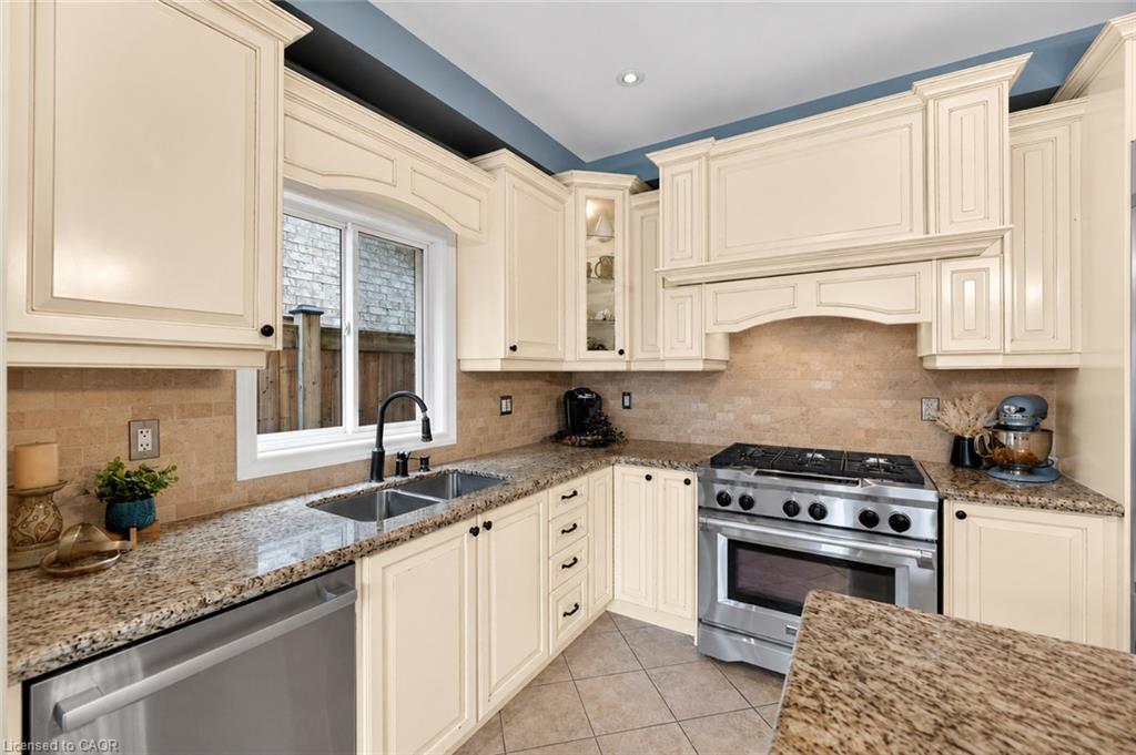 58 Peach Tree Lane Property Photo 9
