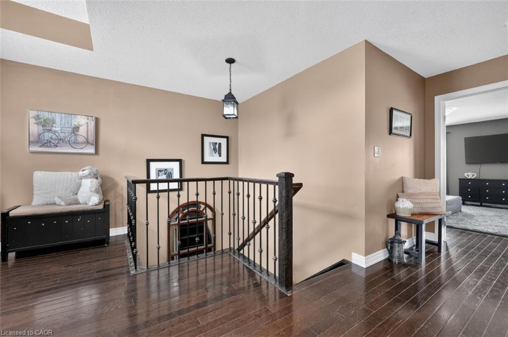 58 Peach Tree Lane Property Photo 12