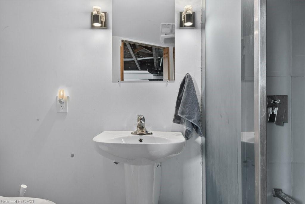 5331 Greenlane Road Property Photo 19
