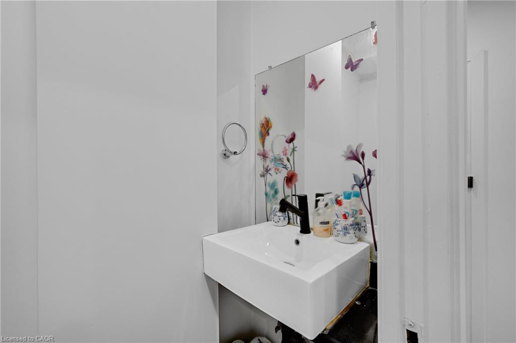 100 Gibson Avenue Property Photo 11