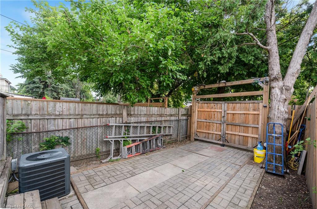 100 Gibson Avenue Property Photo 28