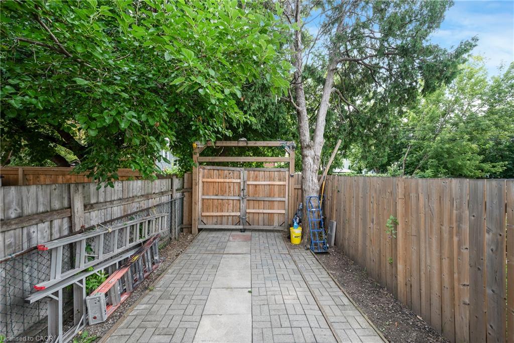 100 Gibson Avenue Property Photo 29