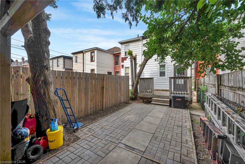100 Gibson Avenue Property Photo 32
