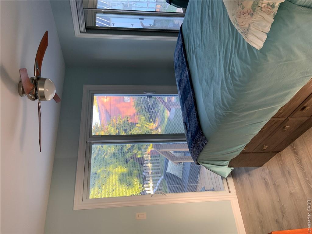 25 First Avenue Property Photo 8