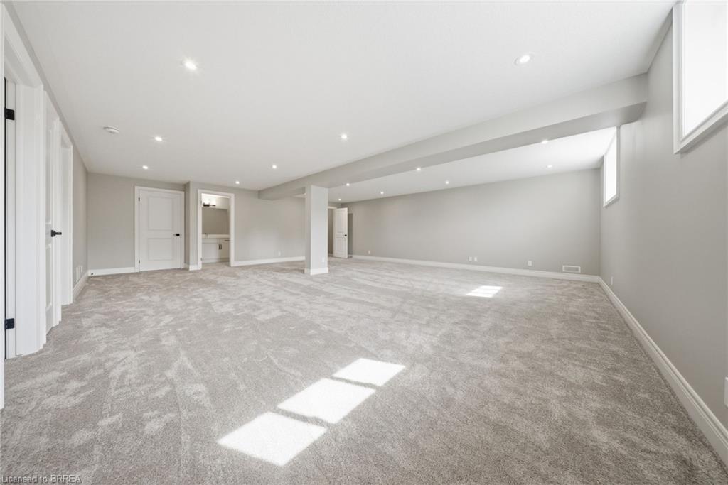 105 Craddock Boulevard Property Photo 21
