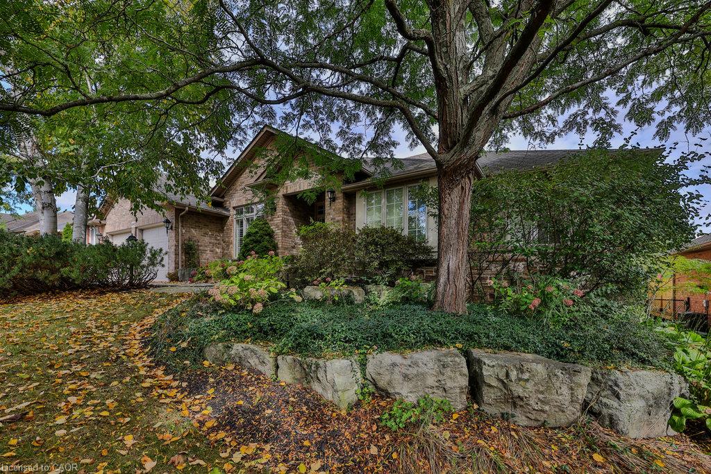 1092 Crofton Way Property Photo 1
