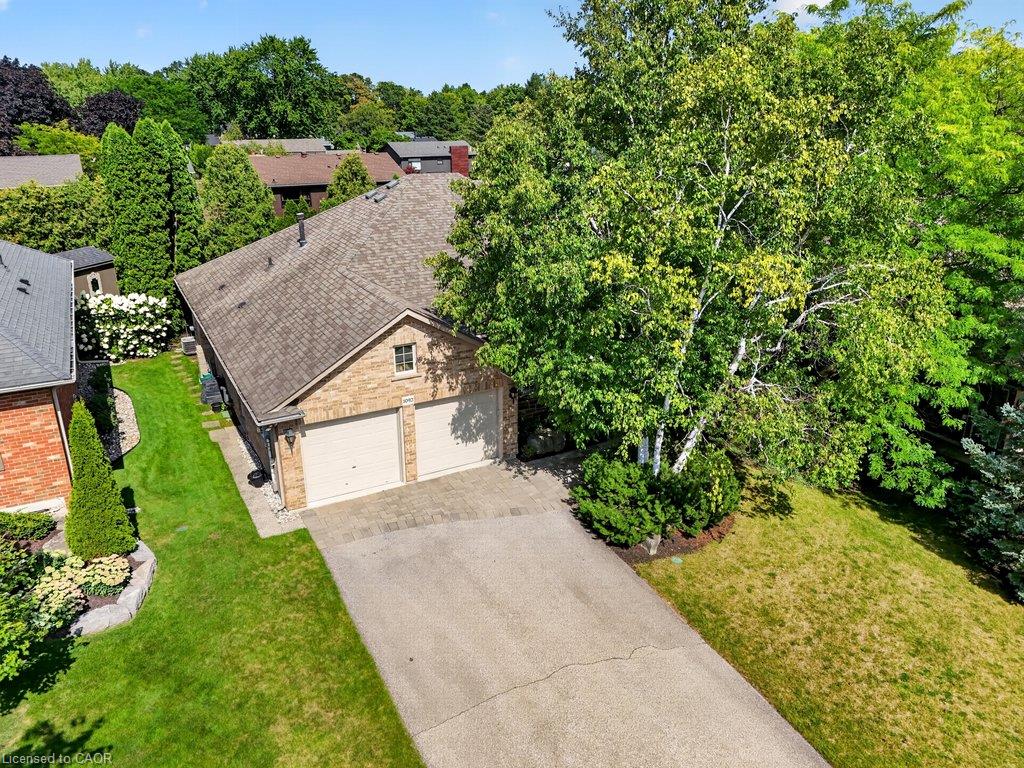 1092 Crofton Way Property Photo 43