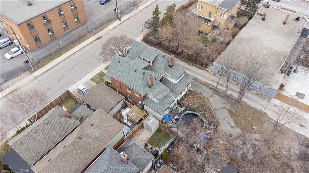116-120 Barnesdale Avenue N Property Photo 8
