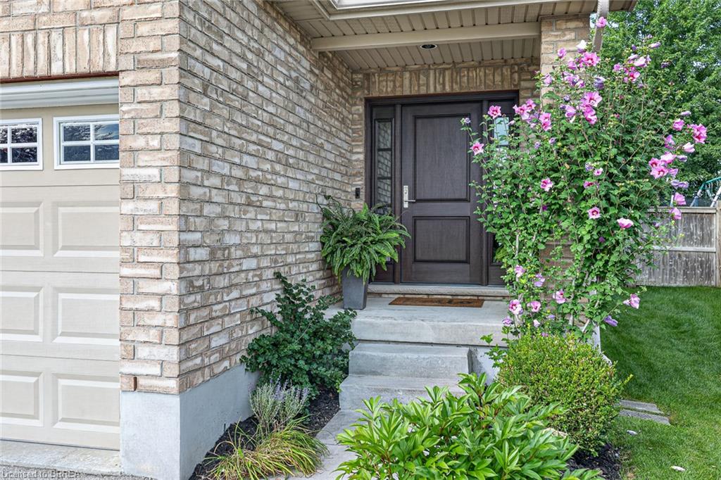 783 Frontenac Crescent Property Photo 31