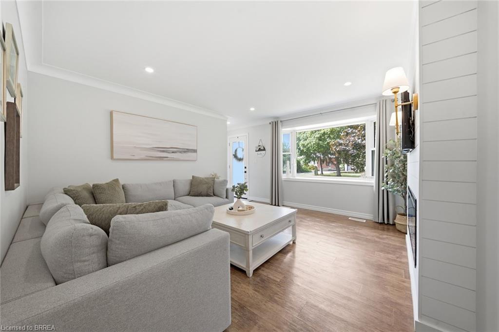 45 Wayne Drive Property Photo 6