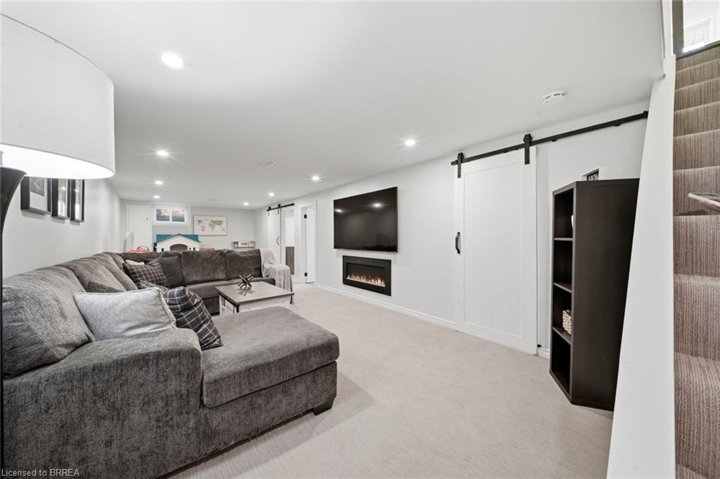 45 Wayne Drive Property Photo 17