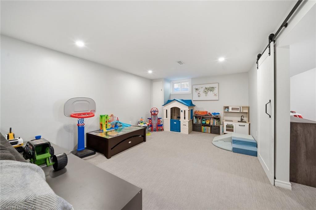 45 Wayne Drive Property Photo 22